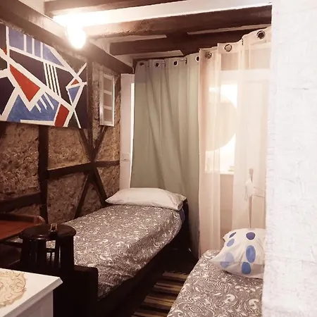 Bica Street Old Bar Into Studio Apartment